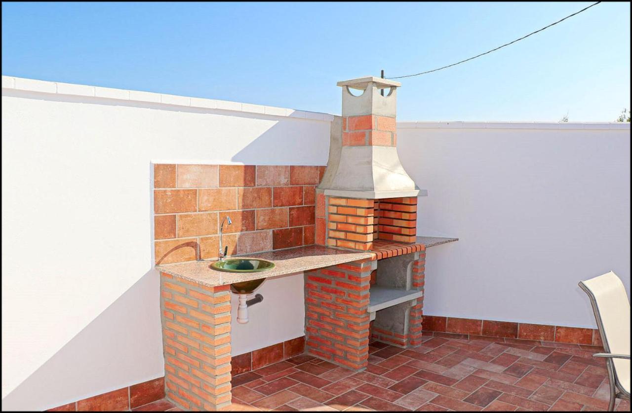 הוילה קוניל דה לה פרונטרה Casa Colorado Con Piscina מראה חיצוני תמונה