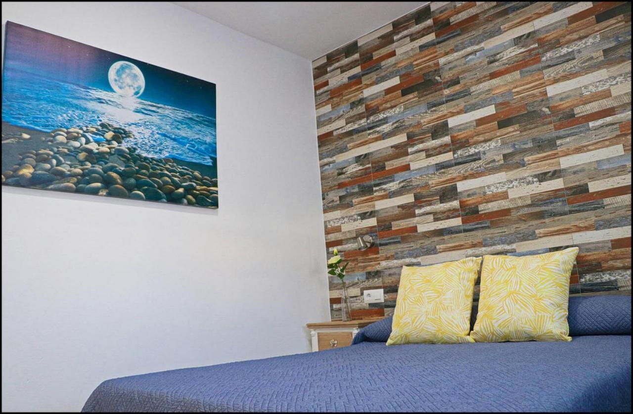 הוילה קוניל דה לה פרונטרה Casa Colorado Con Piscina מראה חיצוני תמונה