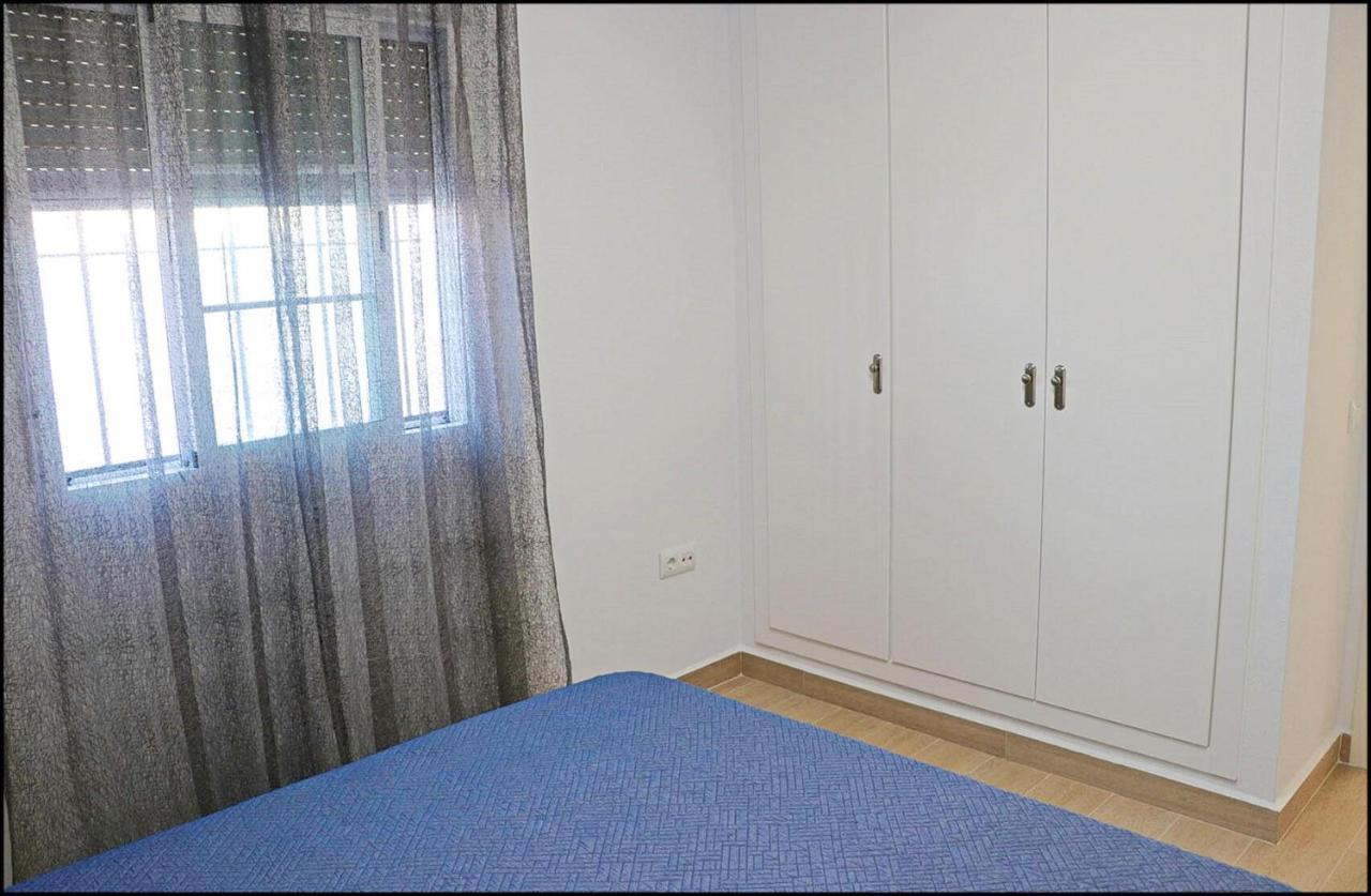 הוילה קוניל דה לה פרונטרה Casa Colorado Con Piscina מראה חיצוני תמונה
