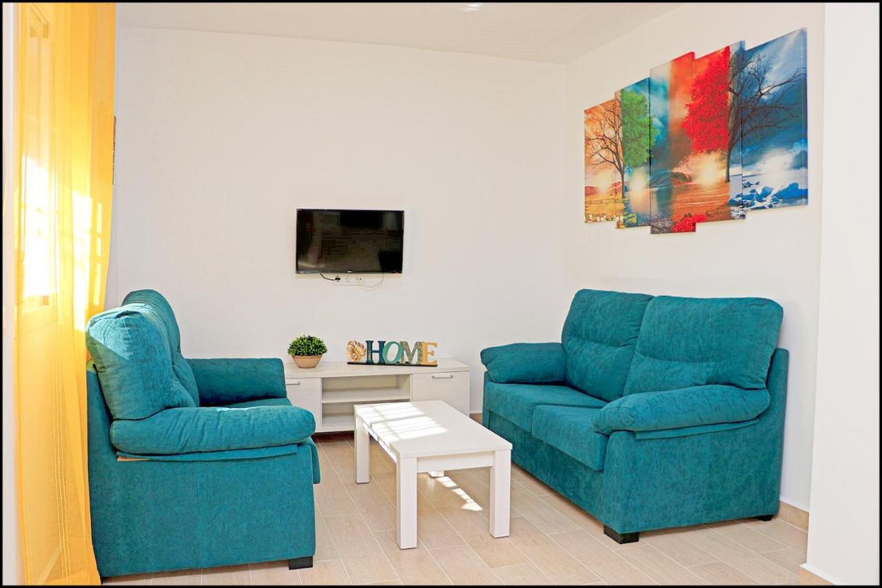 הוילה קוניל דה לה פרונטרה Casa Colorado Con Piscina מראה חיצוני תמונה